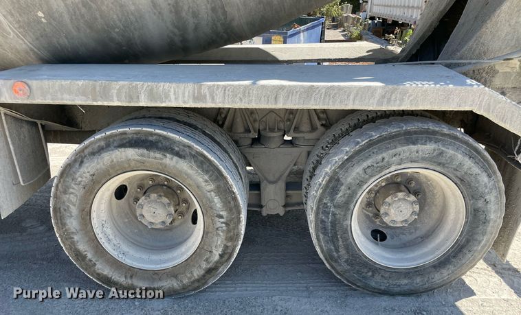 image for item DM0376 2007 Mack CV713  ready mix truck