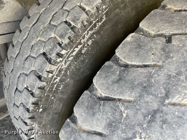 image for item DM0376 2007 Mack CV713  ready mix truck