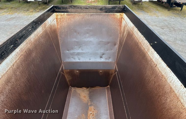 image for item DM2611 2015 CTS BDT-40  bottom dump trailer