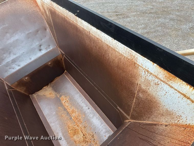 image for item DM2611 2015 CTS BDT-40  bottom dump trailer