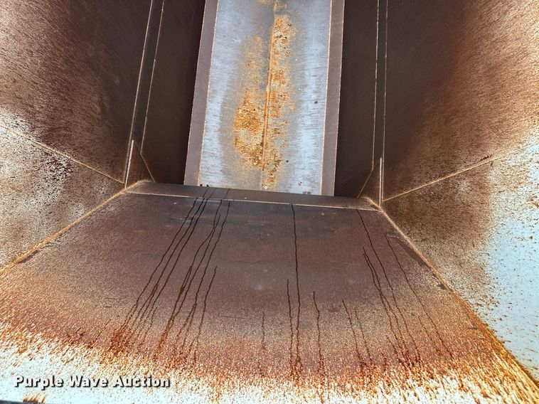 image for item DM2611 2015 CTS BDT-40  bottom dump trailer