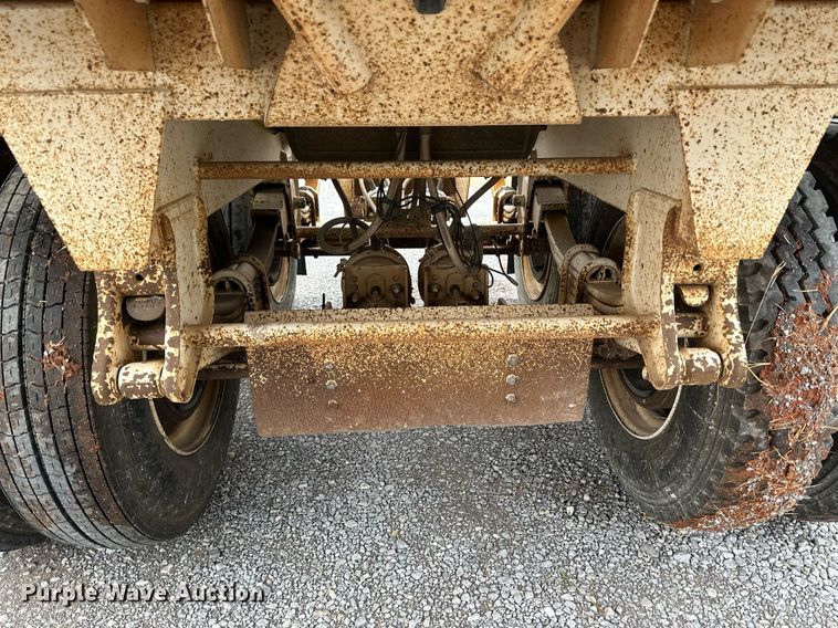 image for item DM2611 2015 CTS BDT-40  bottom dump trailer