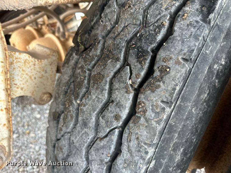 image for item DM2612 2015 CTS BDT-40  bottom dump trailer