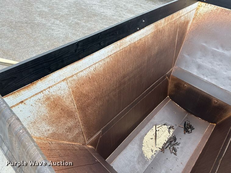 image for item DM2613 2015 CTS BDT-40  bottom dump trailer