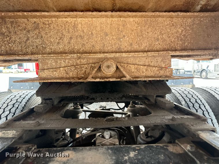 image for item DM2613 2015 CTS BDT-40  bottom dump trailer