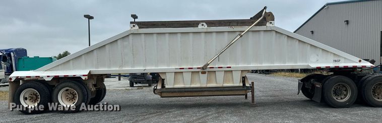 image for item DM2614 2015 CTS BDT-40  bottom dump trailer