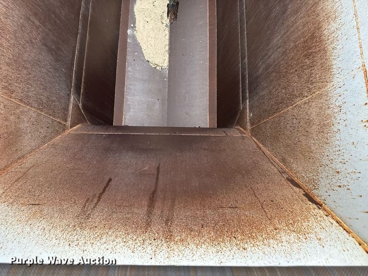 image for item DM2614 2015 CTS BDT-40  bottom dump trailer