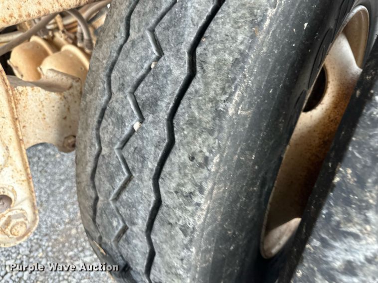 image for item DM2614 2015 CTS BDT-40  bottom dump trailer