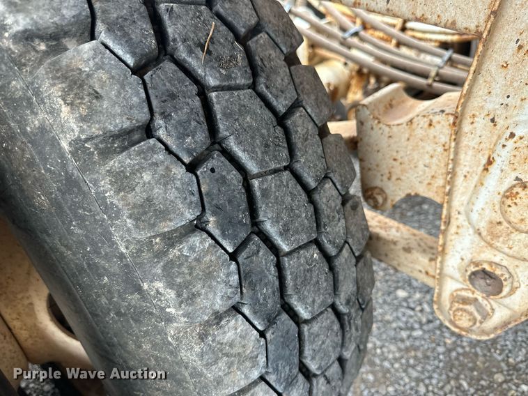 image for item DM2614 2015 CTS BDT-40  bottom dump trailer