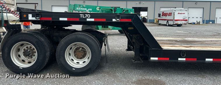 image for item DM2615 2016 Viking VFDD49R18F40T  double drop deck equipment trailer