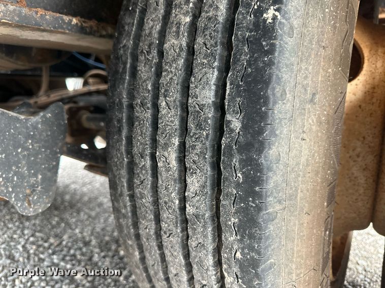 image for item DM2615 2016 Viking VFDD49R18F40T  double drop deck equipment trailer