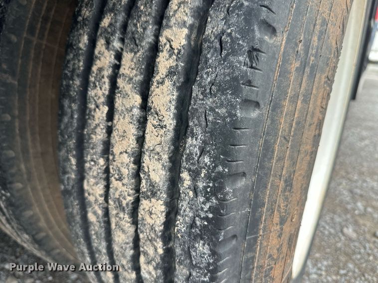 image for item DM2615 2016 Viking VFDD49R18F40T  double drop deck equipment trailer