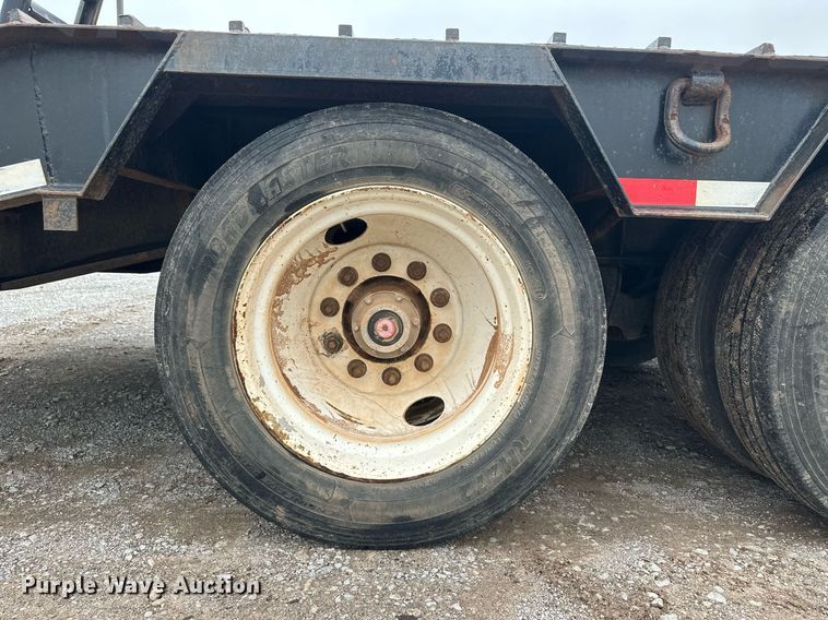 image for item DM2616 2012 Viking VFD46R16F35T  drop deck equipment trailer