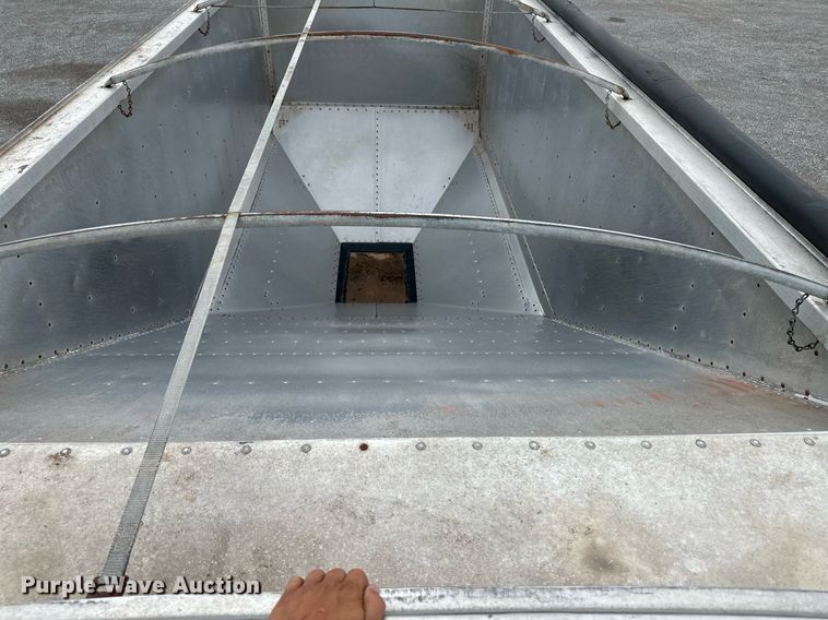 image for item DM2618 2010 Timpte  grain trailer