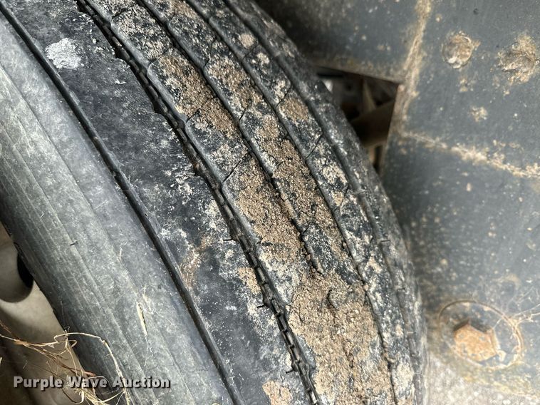 image for item DM2618 2010 Timpte  grain trailer