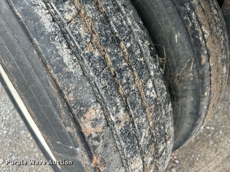 image for item DM2618 2010 Timpte  grain trailer