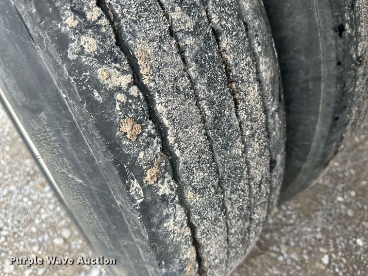 image for item DM2618 2010 Timpte  grain trailer