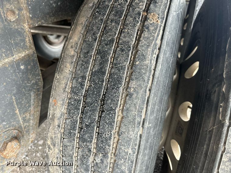 image for item DM2618 2010 Timpte  grain trailer