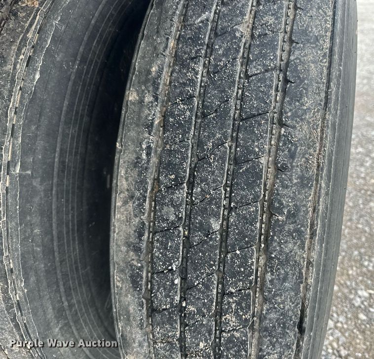 image for item DM2618 2010 Timpte  grain trailer