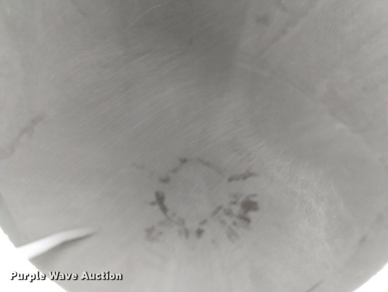 image for item DN6405 (2) pneumatic dry bulk trailer