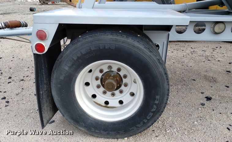 image for item DN6405 (2) pneumatic dry bulk trailer