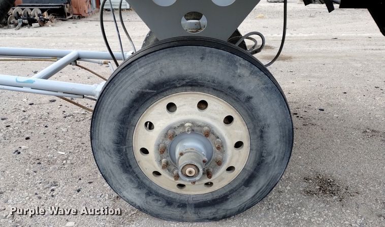 image for item DN6405 (2) pneumatic dry bulk trailer