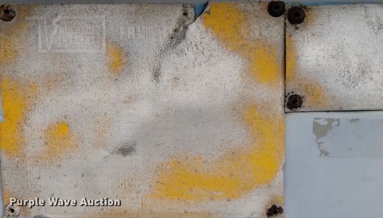 image for item DN6405 (2) pneumatic dry bulk trailer