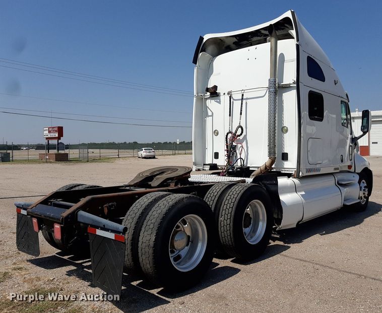 image for item DO3123 2005 Kenworth T2000  semi truck