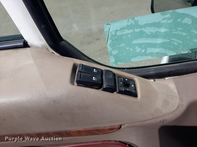 image for item DO3123 2005 Kenworth T2000  semi truck