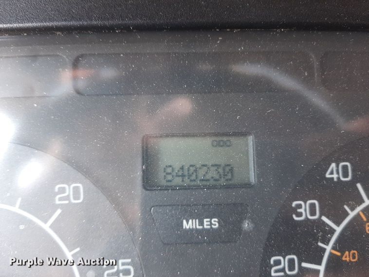 image for item DO3123 2005 Kenworth T2000  semi truck