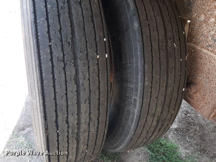 image for item DO3124 1995 Timpte Super Hopper  grain trailer