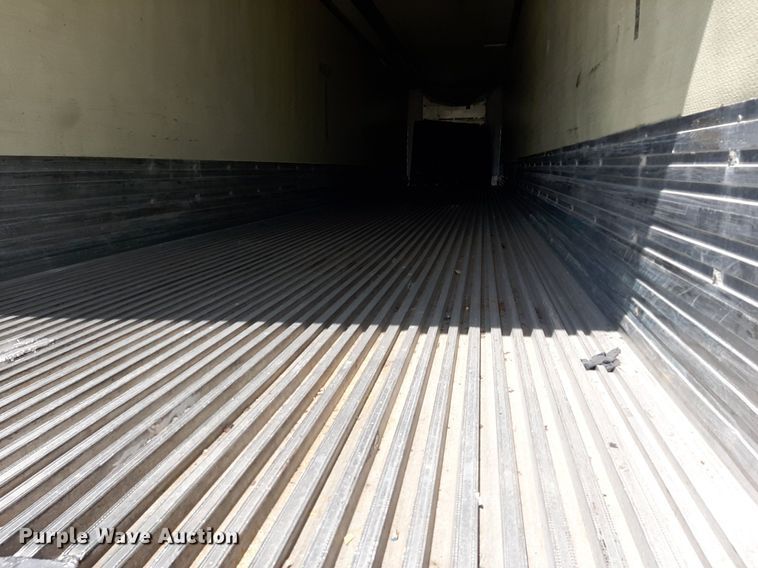 image for item DO3125 2005 Utility 3000R  refrigerated van trailer