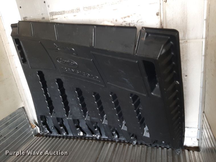 image for item DO3125 2005 Utility 3000R  refrigerated van trailer