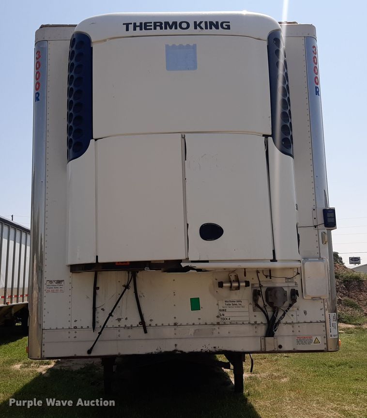image for item DO3127 2014 Utility 3000R  refrigerated van trailer