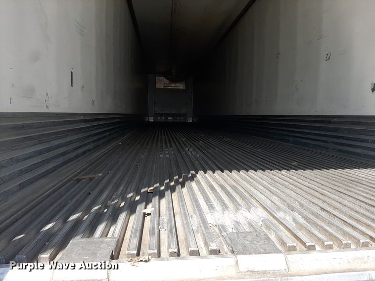 image for item DO3127 2014 Utility 3000R  refrigerated van trailer