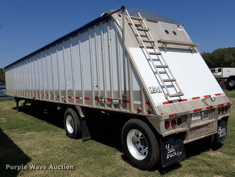 image for item DO3128 2010 Corn Husker grain trailer