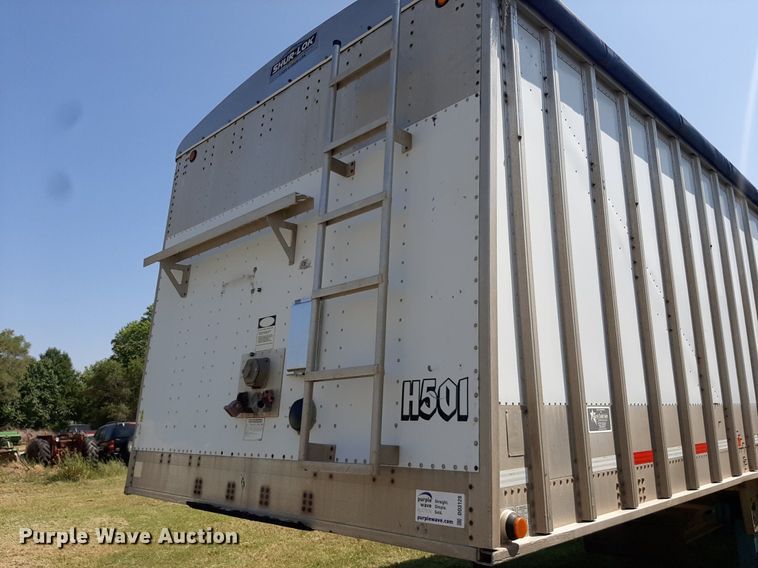 image for item DO3128 2010 Corn Husker grain trailer