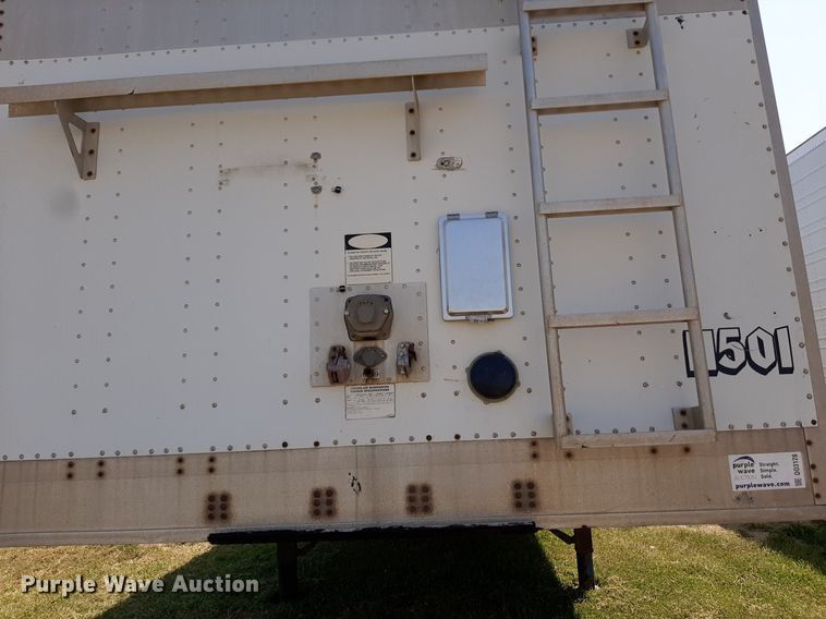 image for item DO3128 2010 Corn Husker grain trailer