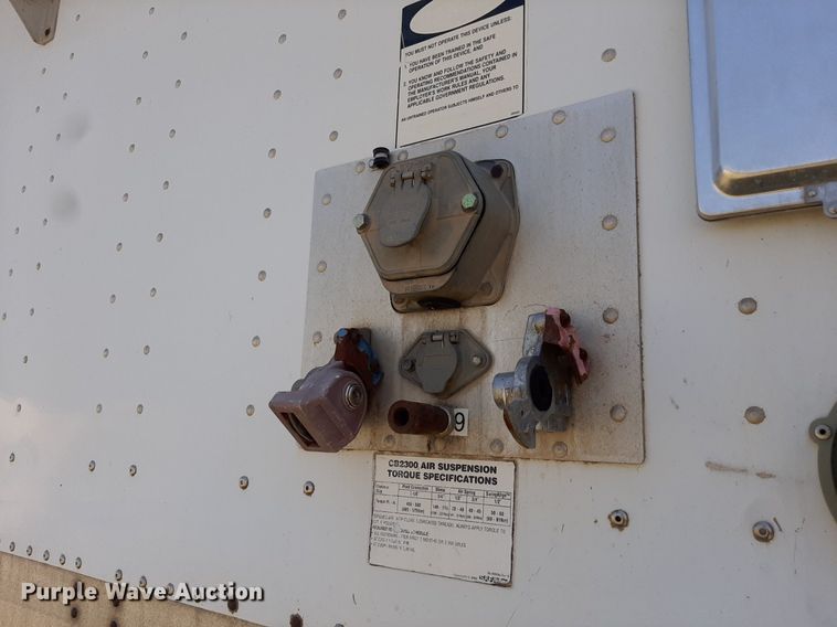 image for item DO3128 2010 Corn Husker grain trailer