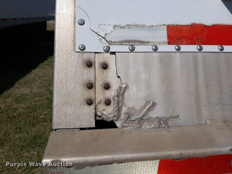 image for item DO3128 2010 Corn Husker grain trailer