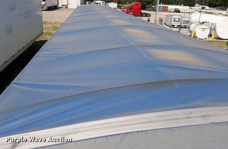 image for item DO3128 2010 Corn Husker grain trailer