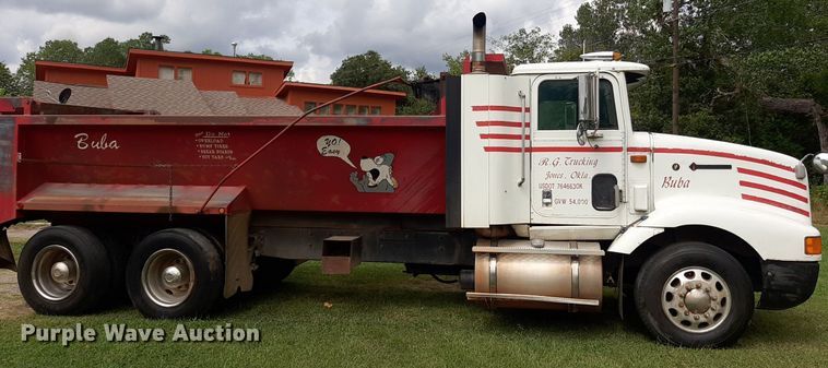 image for item DO3156 1995 International 9200  dump truck