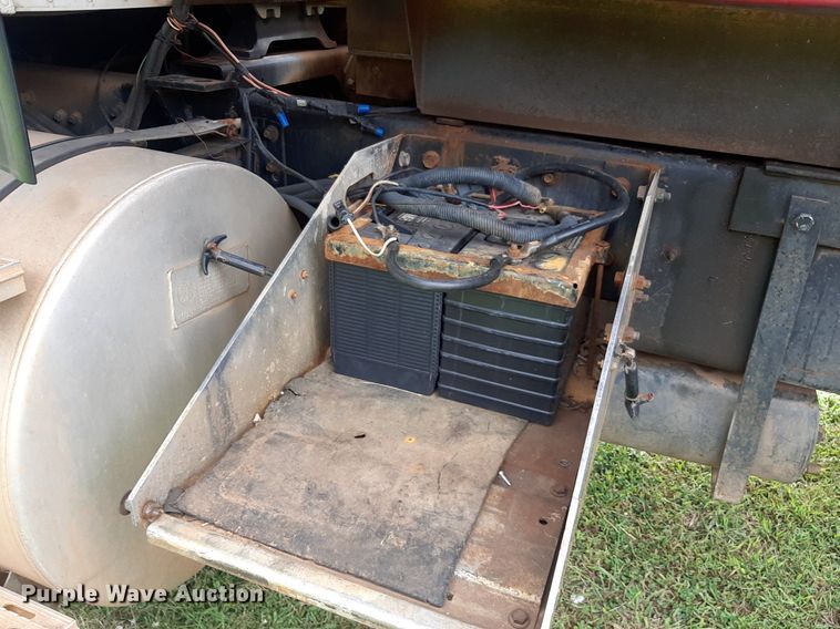 image for item DO3156 1995 International 9200  dump truck