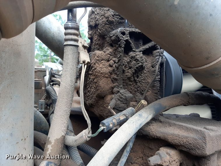 image for item DO3156 1995 International 9200  dump truck