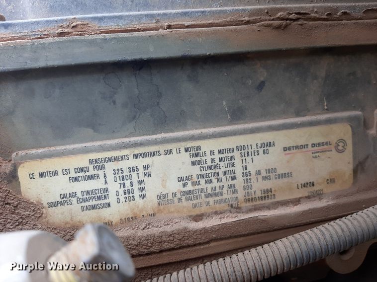 image for item DO3156 1995 International 9200  dump truck