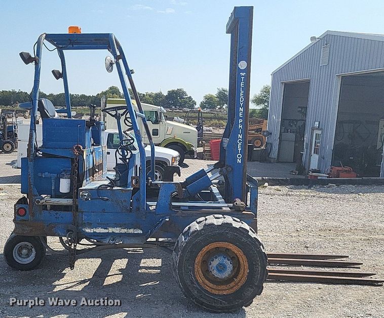 image for item DO4689 1996 Teledyne Princeton D4500  forklift