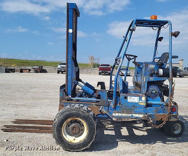 image for item DO4689 1996 Teledyne Princeton D4500  forklift