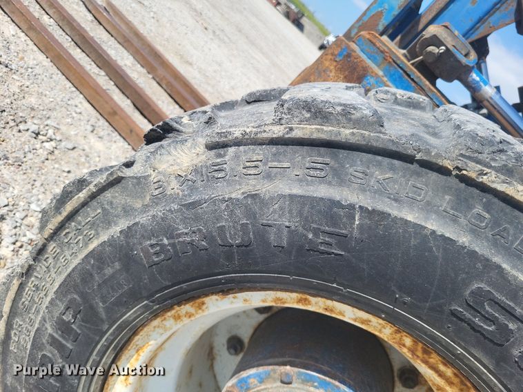 image for item DO4689 1996 Teledyne Princeton D4500  forklift