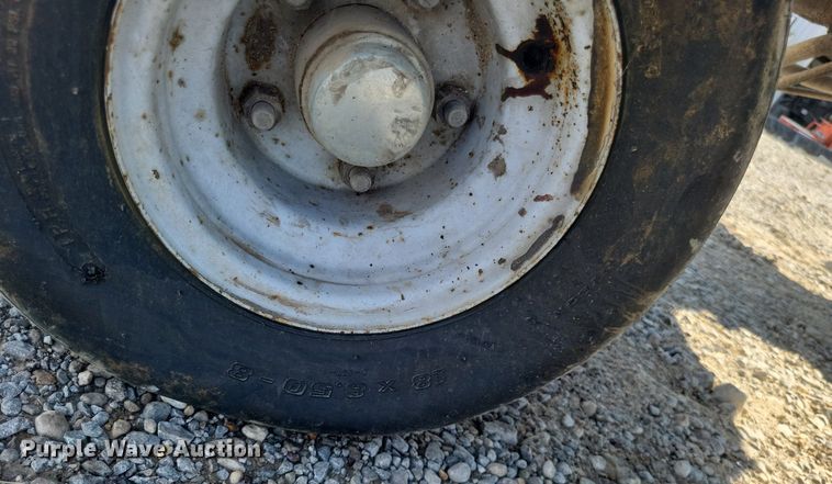 image for item DO4689 1996 Teledyne Princeton D4500  forklift