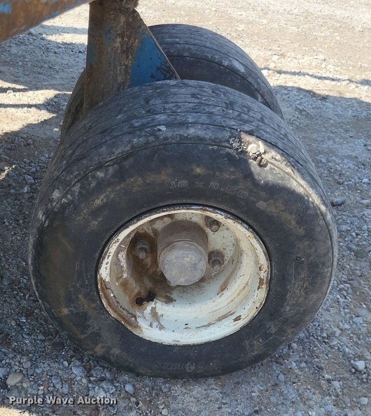 image for item DO4689 1996 Teledyne Princeton D4500  forklift